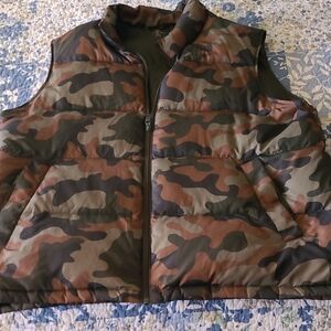 Lands' End Men's Camo Puffer Vest